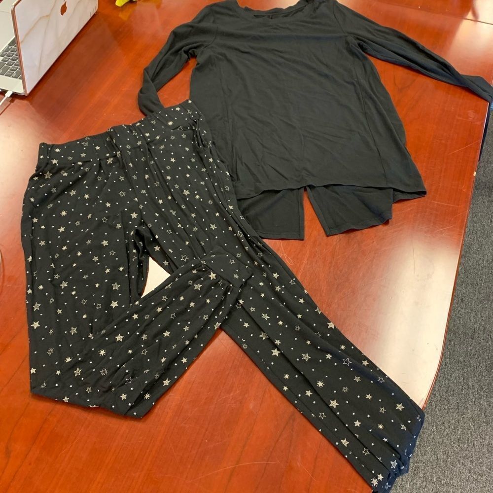 AnyBody Black Stars Pajama Set sz XS NWOT